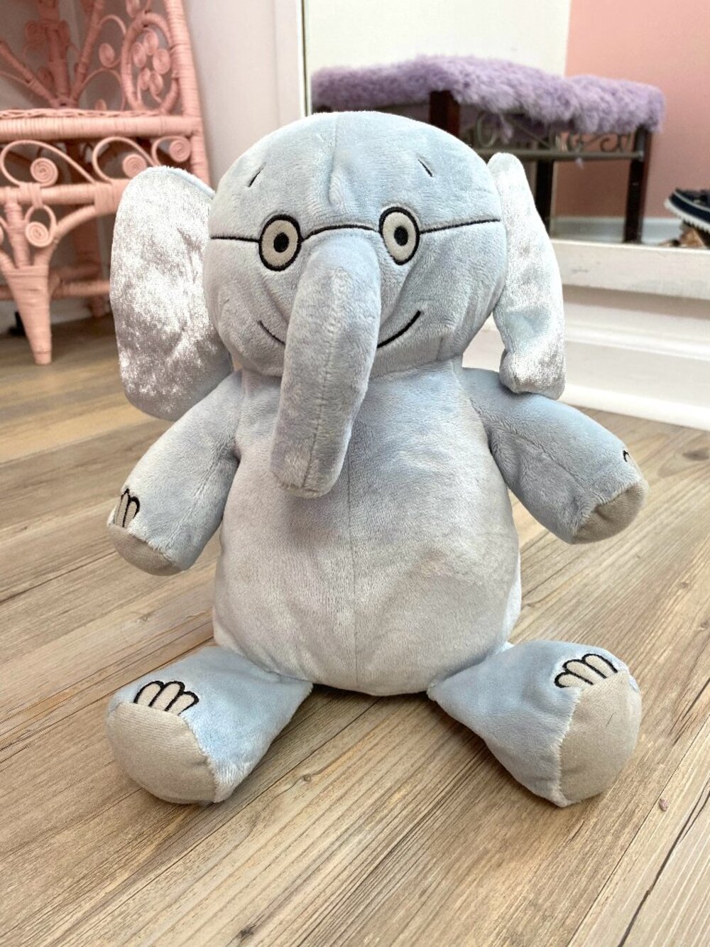 Kohls Cares Mo Willems Elephant Plush Stuffed Animal 11"